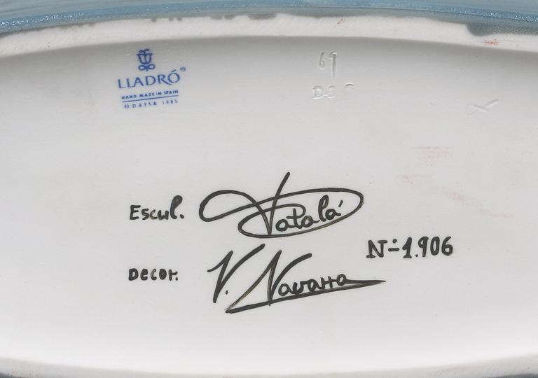 FIGURGRUPP, porslin, Lladro, märkt No 1.906. Tillverkningsår 1991.