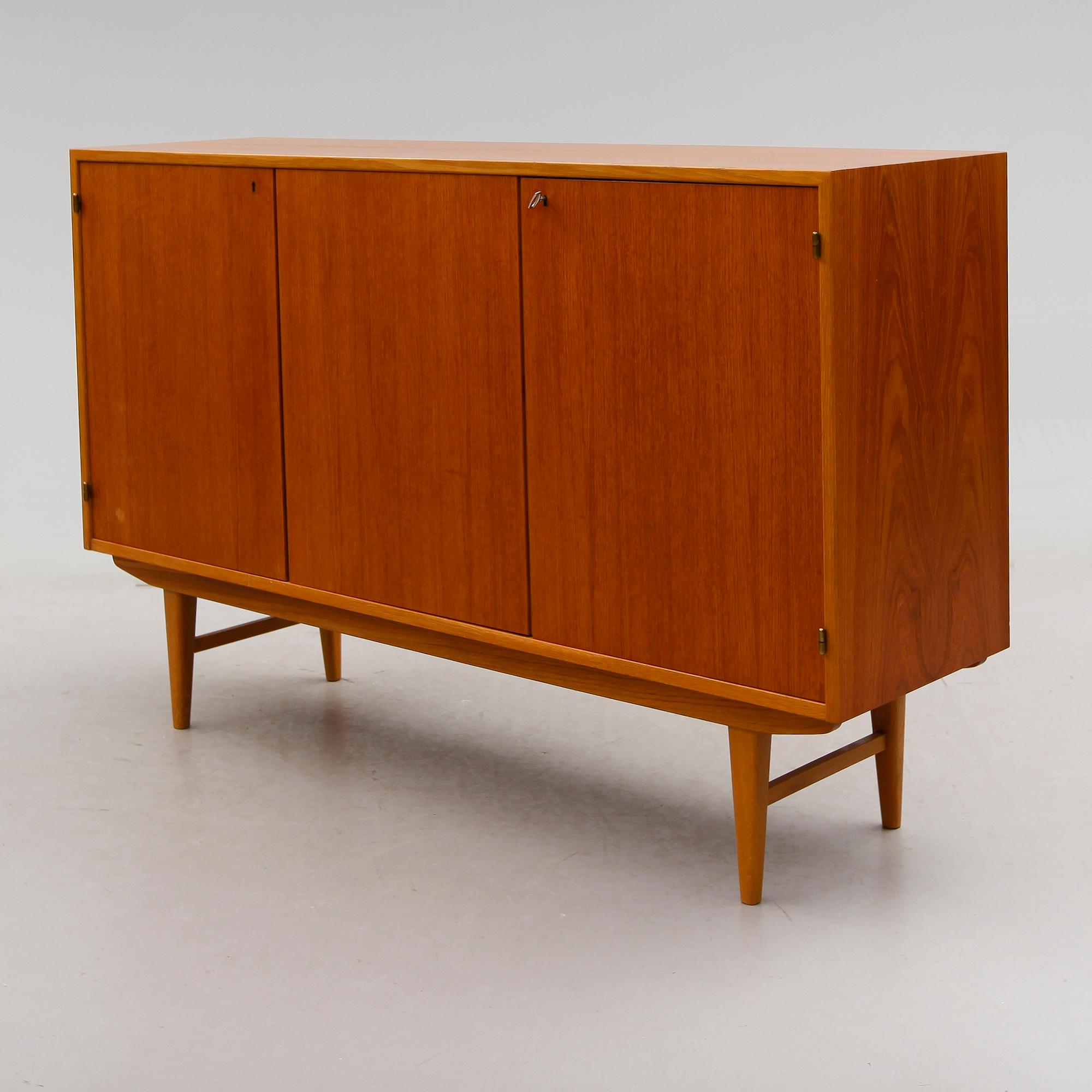 SIDEBOARD, 1900-talets andra hälft.