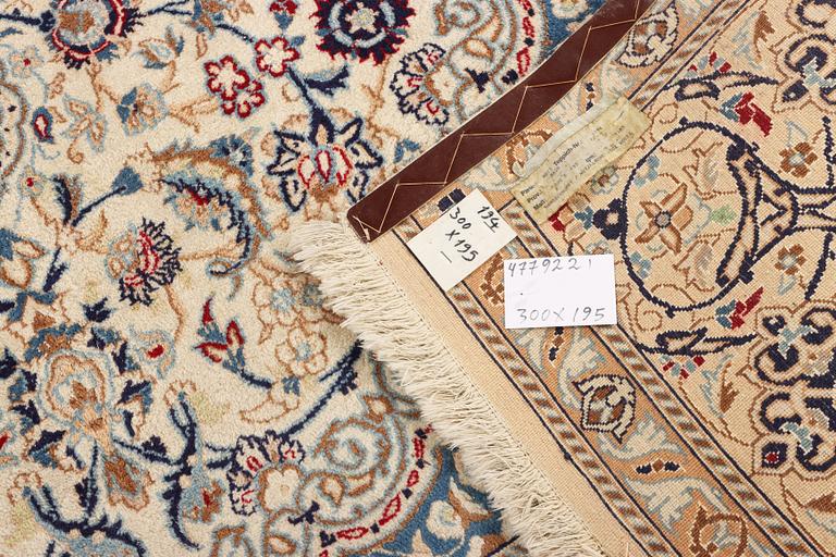 A part silk Nain carpet,  9 LA, a. 300 x 195 cm.