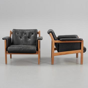 FÅTÖLJER, ett par, 1960-tal.