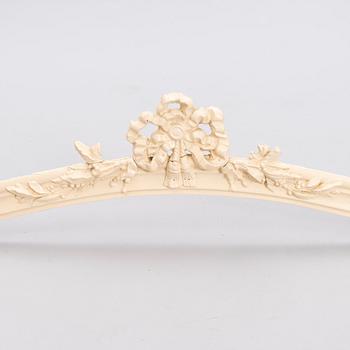 KORNISH, gustaviansk stil, 1900-talets första hälft.