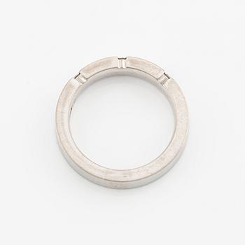 Ring in 18K white gold with round brilliant-cut diamonds, Engelbert.