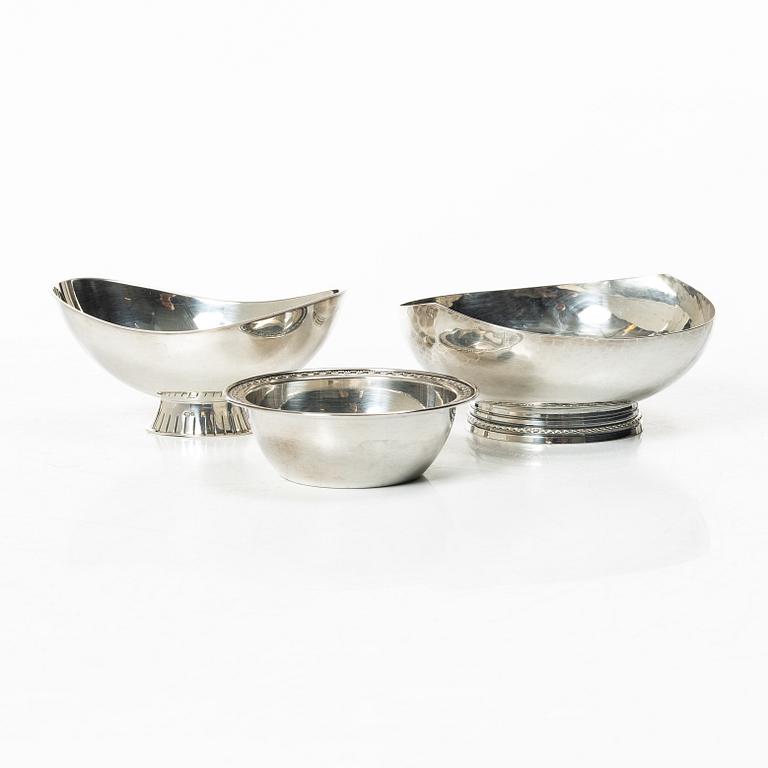 Three silver bowls, mid-20th century.
