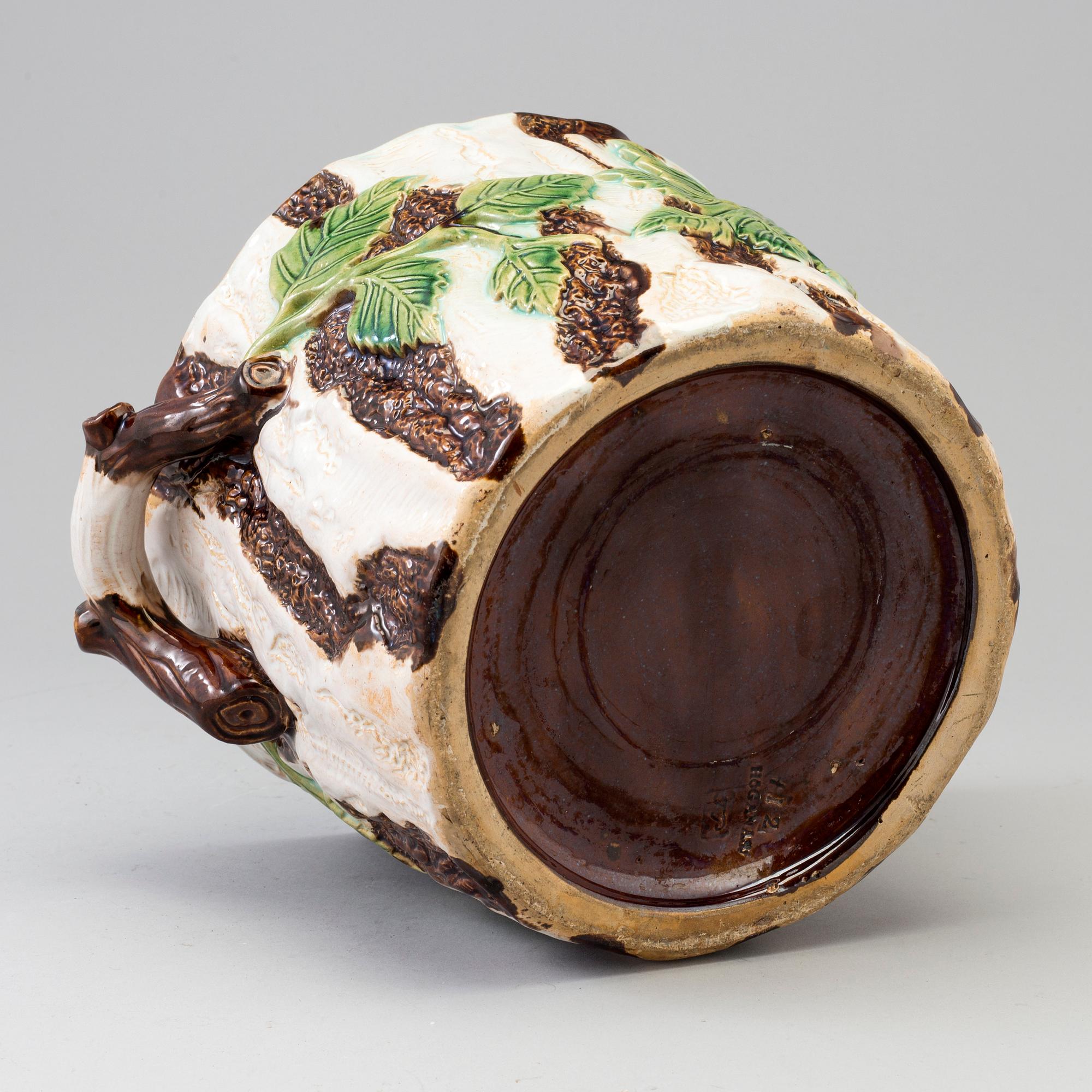 A FAYENCE HÖGANÄS FLOWER POT, 19th century.
