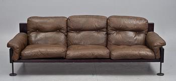 SOFFA samt SOFFBORD, 3 delar, sannolikt "Ateljee-series", Yrjö Kukkapuro, Finland, formgiven 1964.