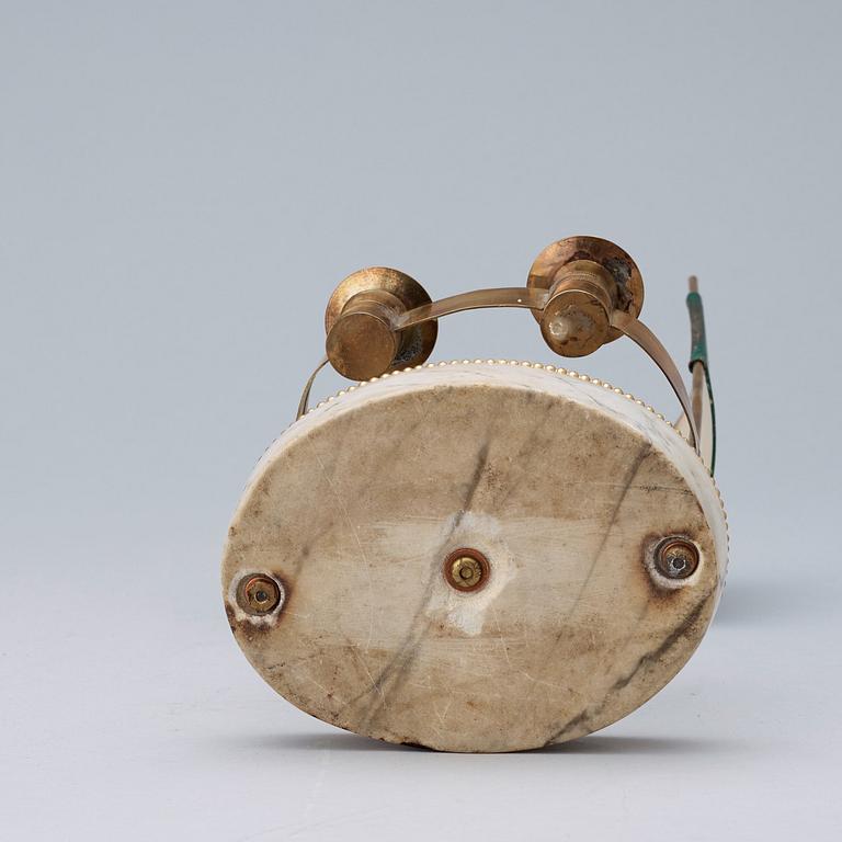 LÄSLAMPA, för två ljus. Sengustaviansk, 1800-talets början.