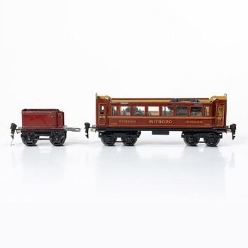 Märklin, Locomotives, carriages and accessories, first half of the 20th century.