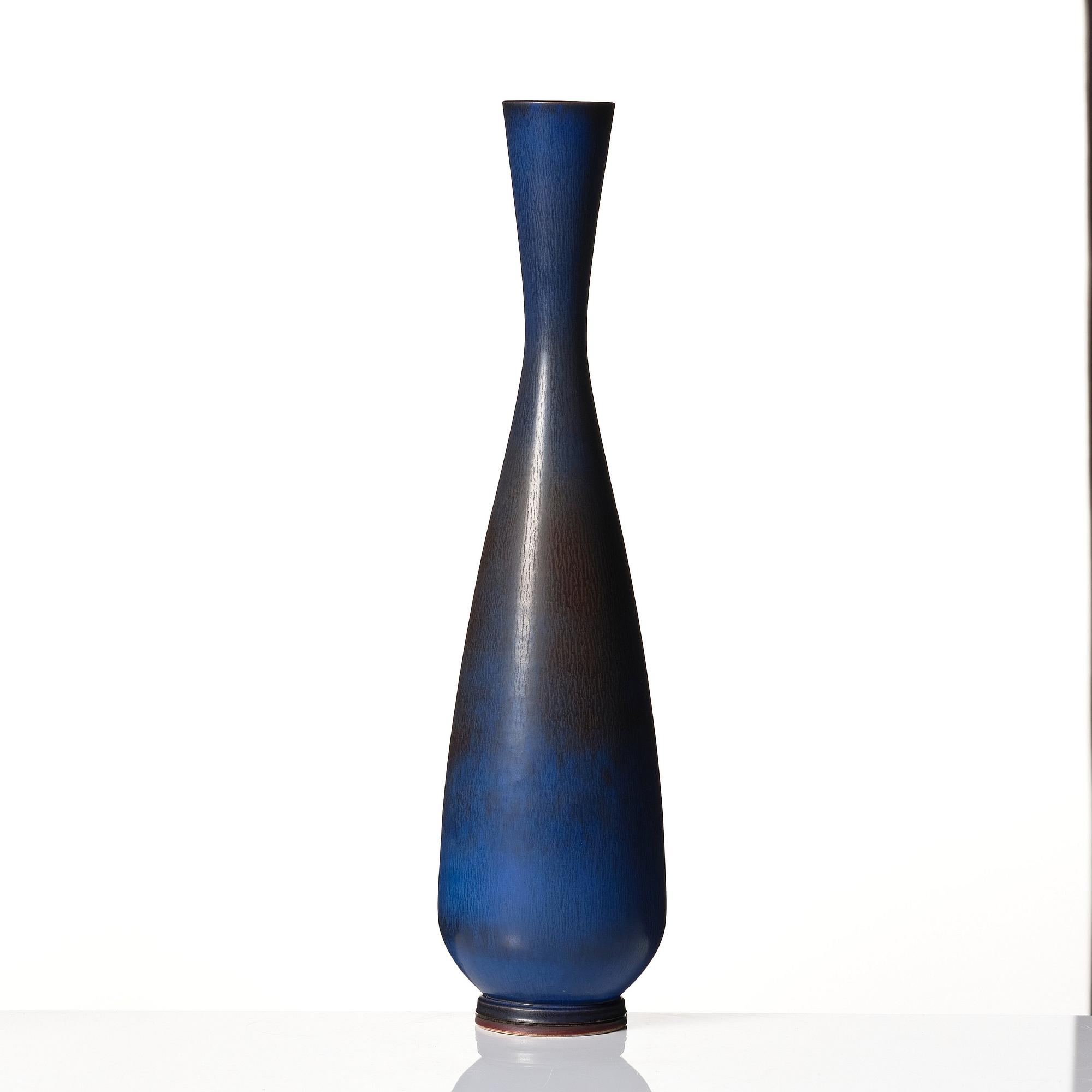 Berndt Friberg, a stoneware vase, Gustavsberg studio, Sweden 1960.