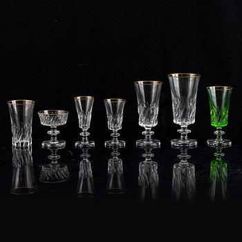 Elis Bergh, glasservice, 121 delar, "Ulriksdal", Kosta, 1900-tal.