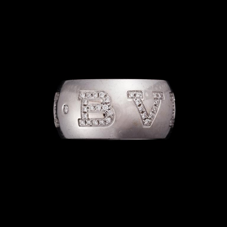 Bulgari, A RING, 18K white gold, diamonds. Bvlgari Monologo, Italy. Weight c. 12.9 g.