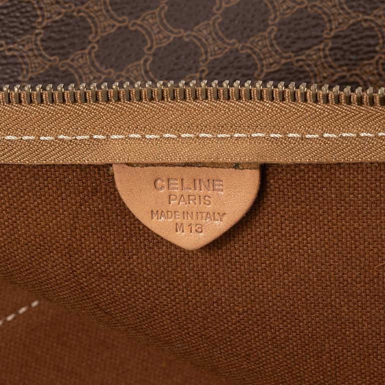 Céline, travel wardrobe.