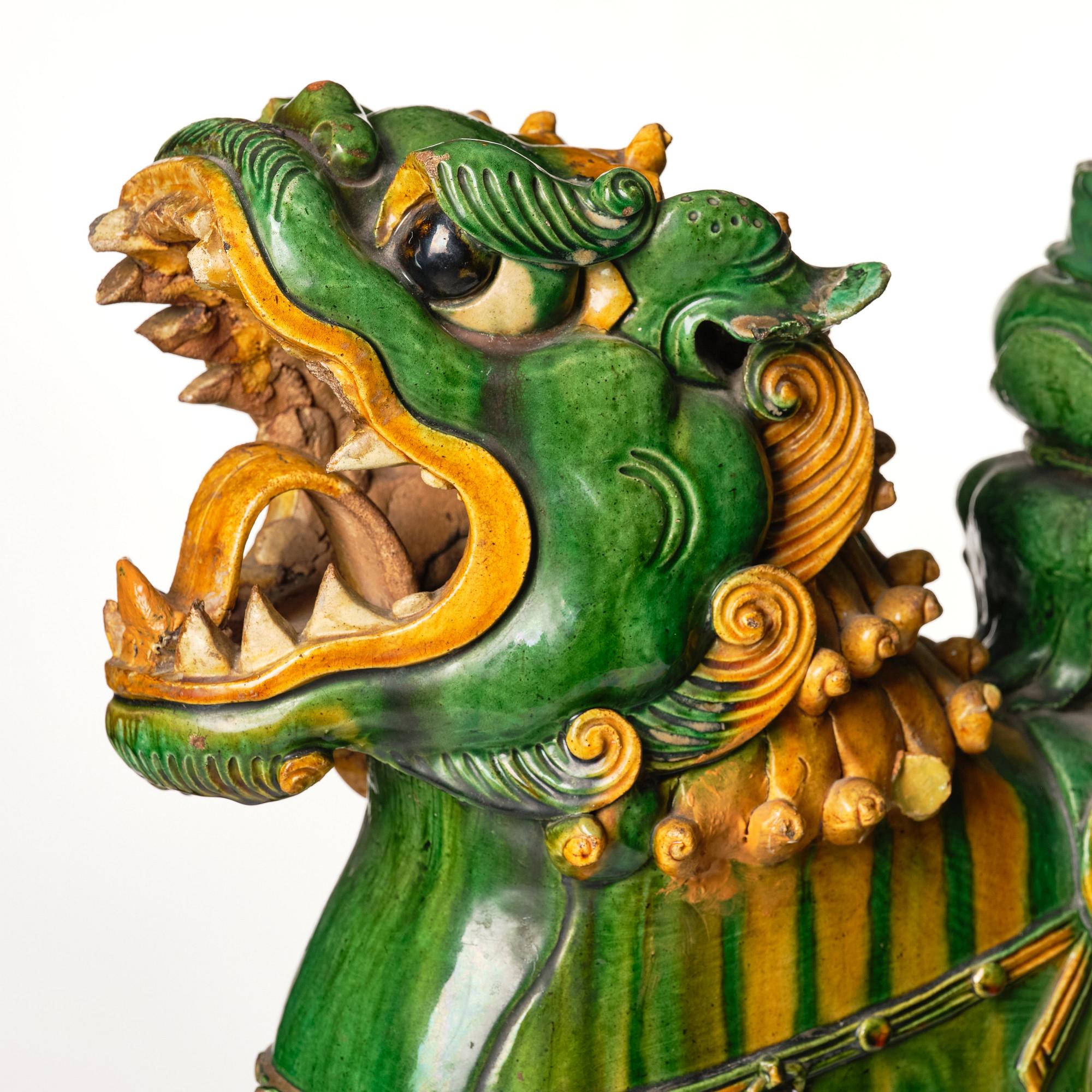 Rökelsehållare, keramik. Mingdynastin (1368-1644).