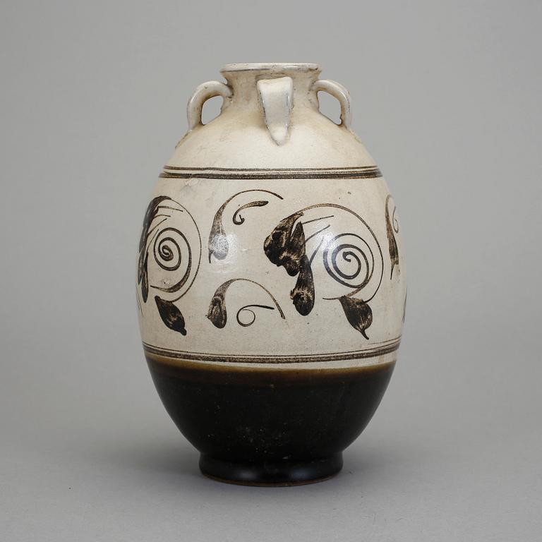 URNA, lergods, Kina, 1900-tal.