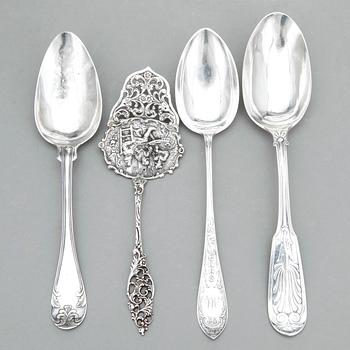 PARTI SILVER, 5 delar, bland annat Guldsmedsaktiebolaget, Stockholm, 1958. Vikt ca 514g.