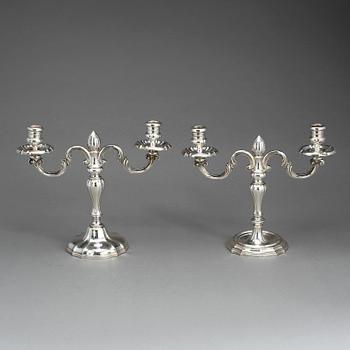 KANDELABRAR, 2 st, nysilver, märkta GD, omkring 1900-talets mitt.