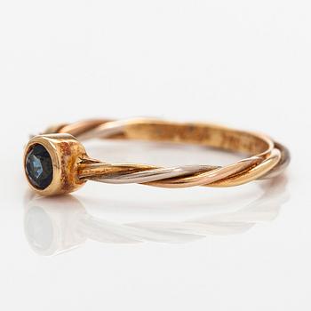 Cartier, ring, 18K  trefärgsguld och safir.