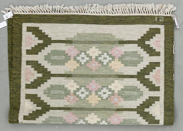 MATTA, rölakan. Ingegerd Silow, signerad IS. Ca 196x141 cm.