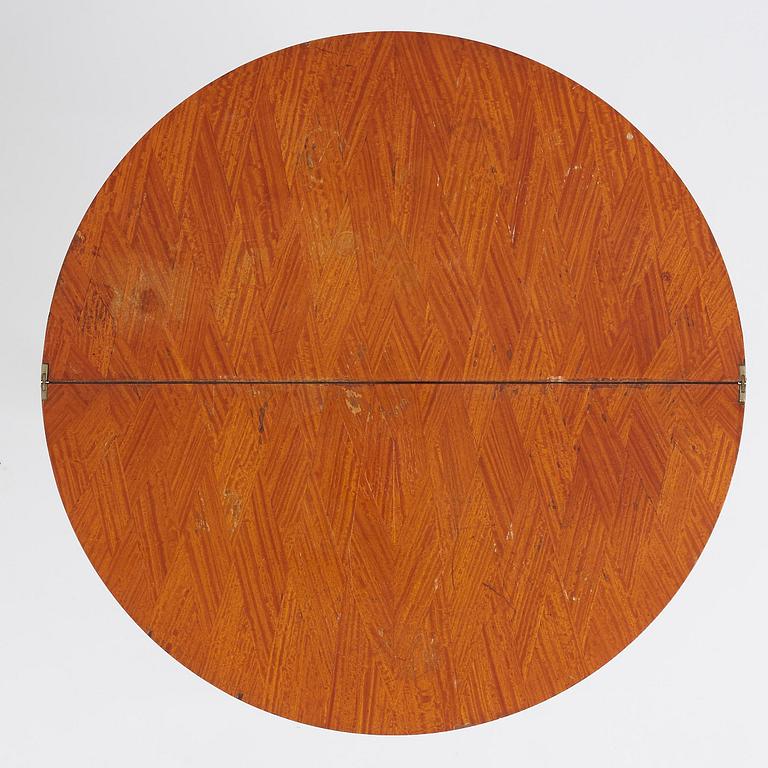 Carl Bergsten, an important drop-leaf table, Nordiska Kompaniet, for the Stockholm Exhibition 1930.