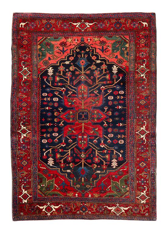 A rug, semi-antique Heriz, ca 203 x 144 cm.