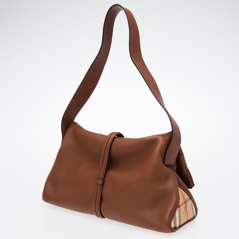 BURBERRY, AXELVÄSKA.