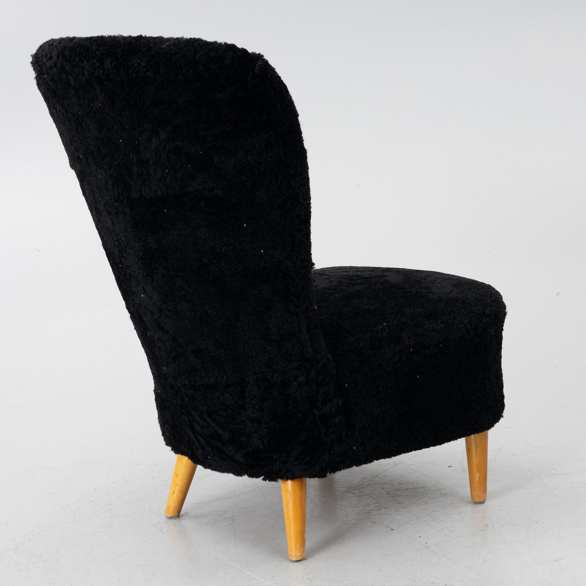 Armchair, mid-20th century.