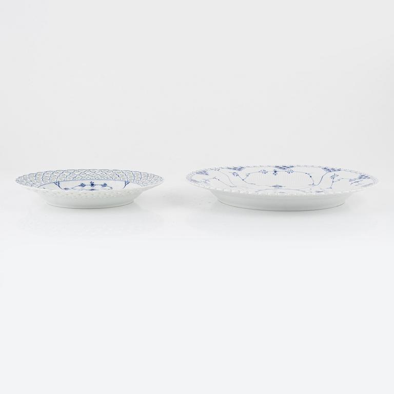 Royal Copenhagen, five porcelain 'Musselmalet Full and Half Lace' pieces, Denmark.