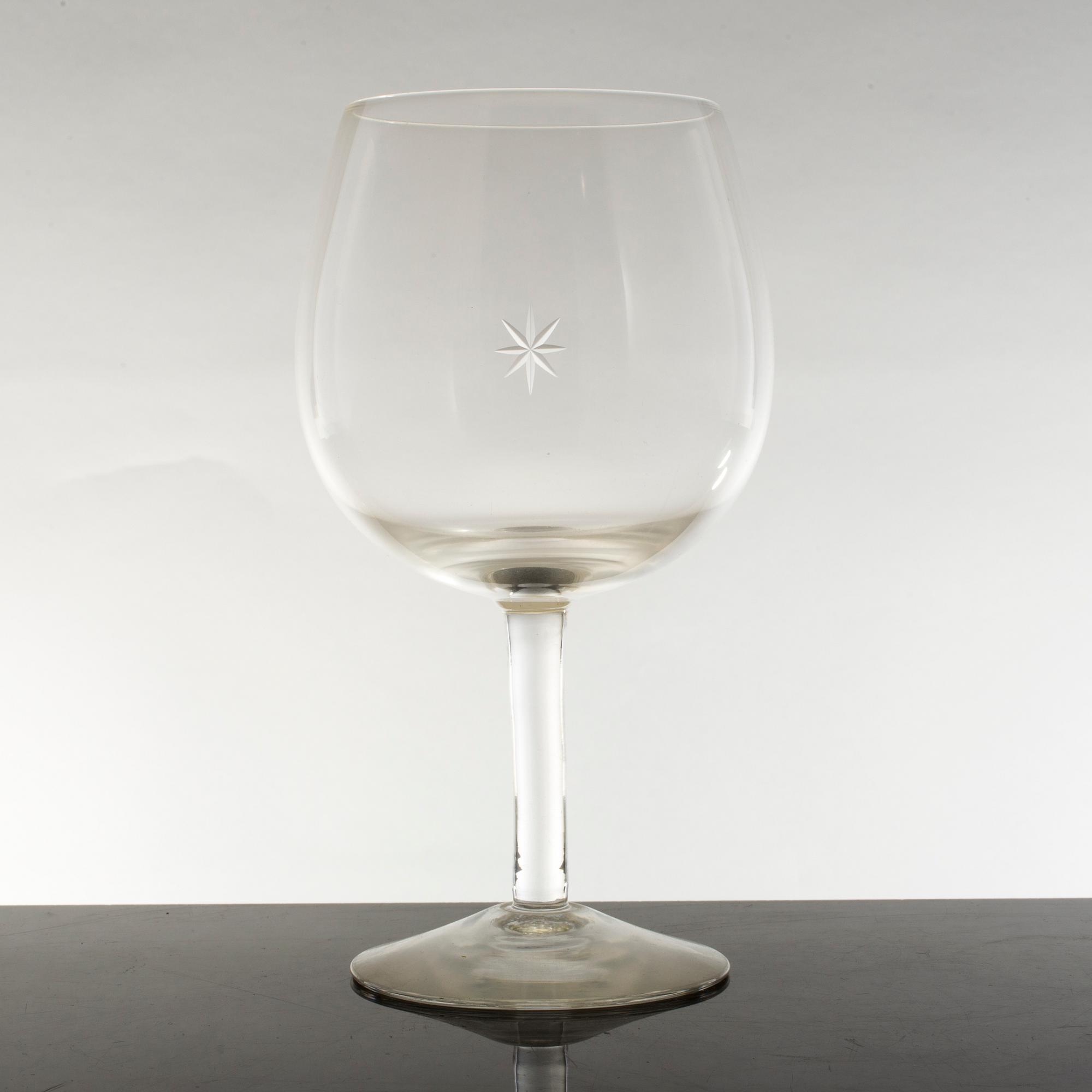 VINGLAS, 15 st, "Bouquet" design Signe Persson Melin, Kosta Boda.