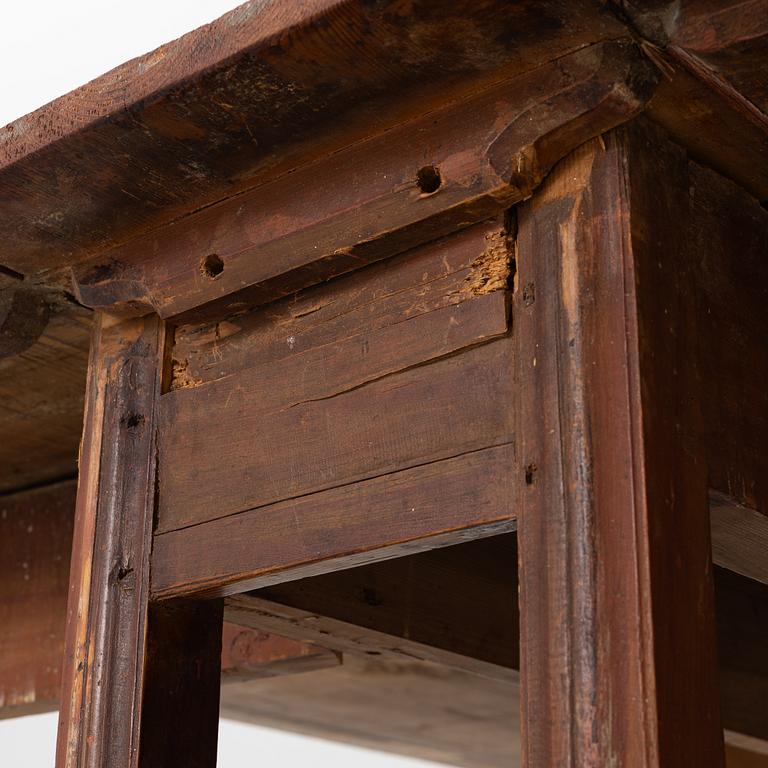 Drop-leaf table, 19th century.