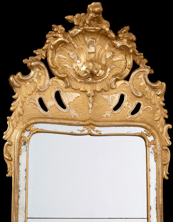 SPEGEL. Stockholmsarbete, daterad 1763 . Rokoko.