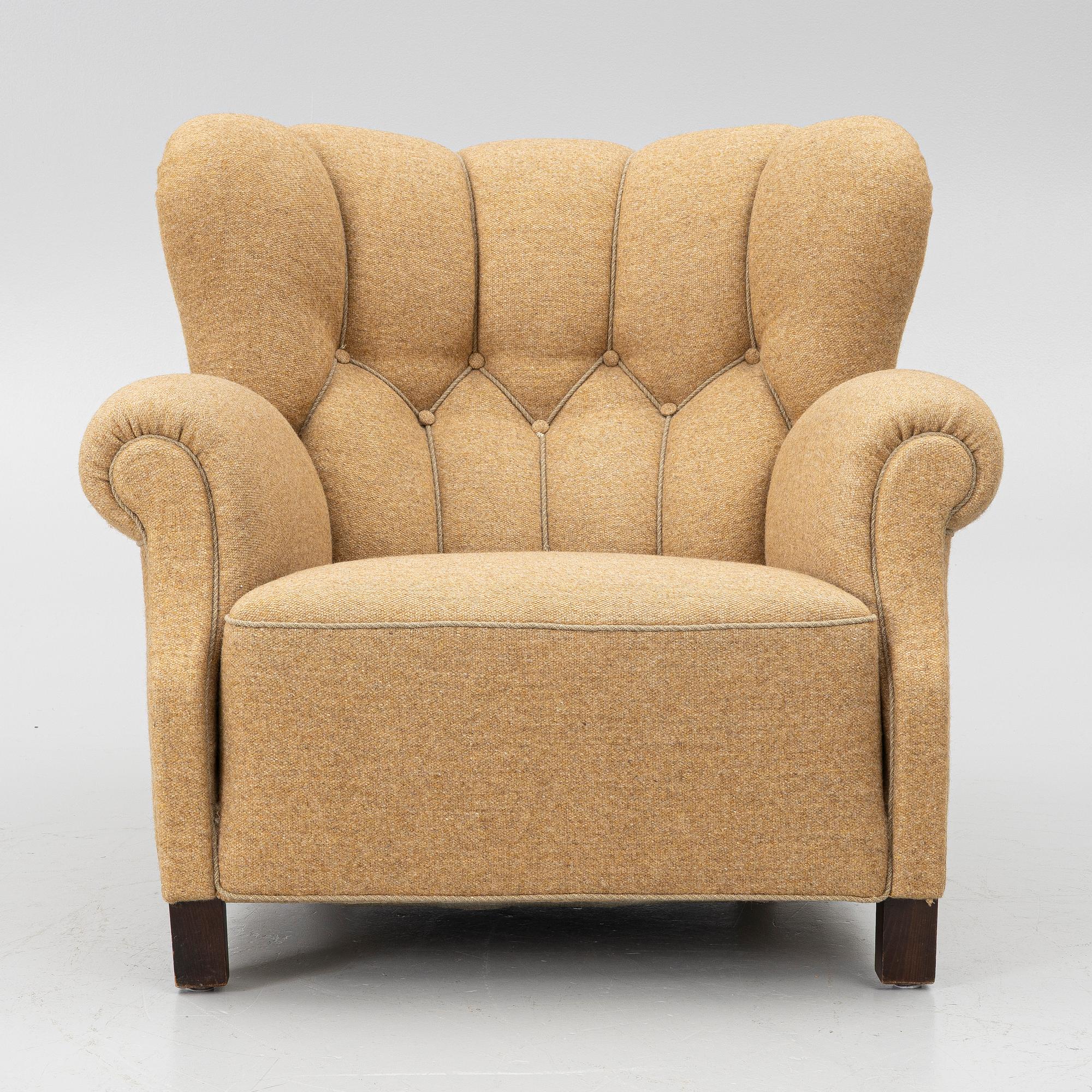 Armchair, model no. 1518, Fritz Hansen, 1940s.