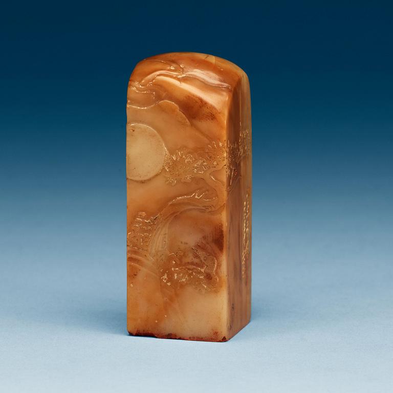 A nephrite seal, Qing dynasty (1644-1912),
