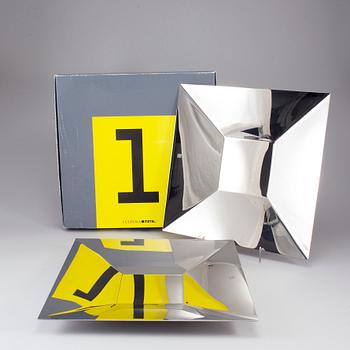 SIGURD PERSSON, two 'Cultura' plates, 1988.