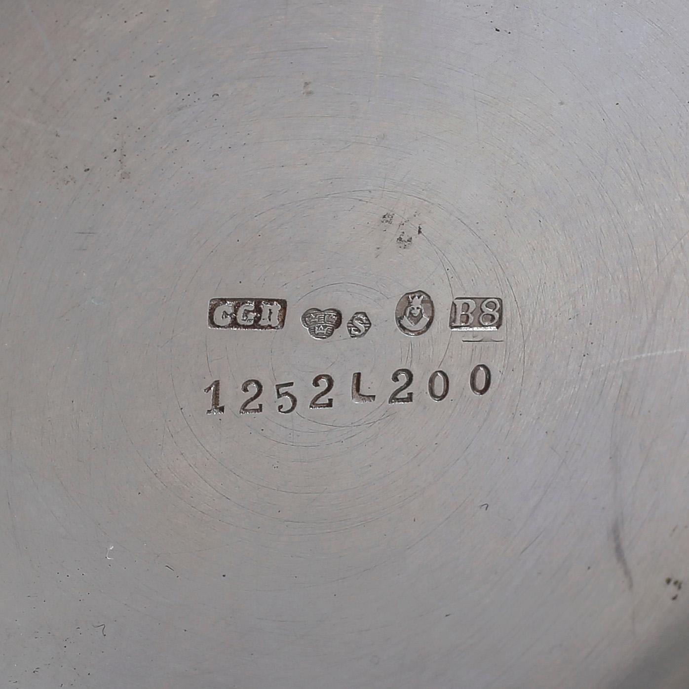 SKÅL, silver, CG Hallberg, Stockholm, 1928. Vikt 323,9 g.