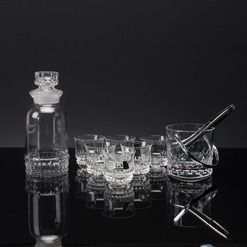 GLASSERVIS, whisky, bl a "Silvia". 8 delar.