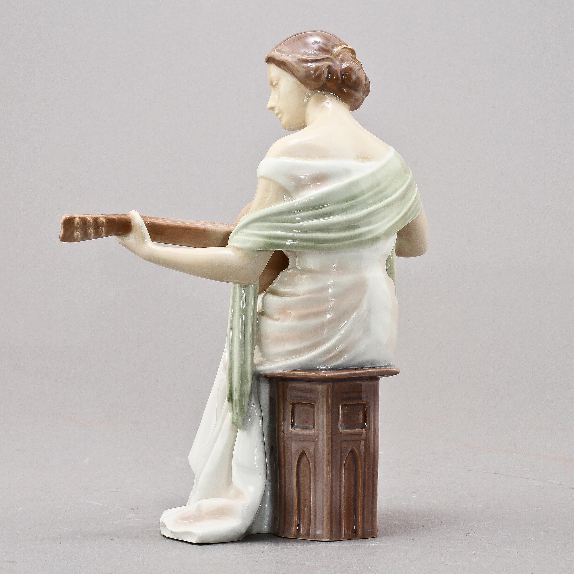 FIGURIN, porslin, Royal Copenhagen, 1900-tal.