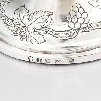 A George III sterling silver ewer, marks of John Scofield, London 1787.