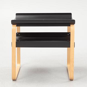 Alvar Aalto, sidobord, modell 915, Artek 2000-tal.