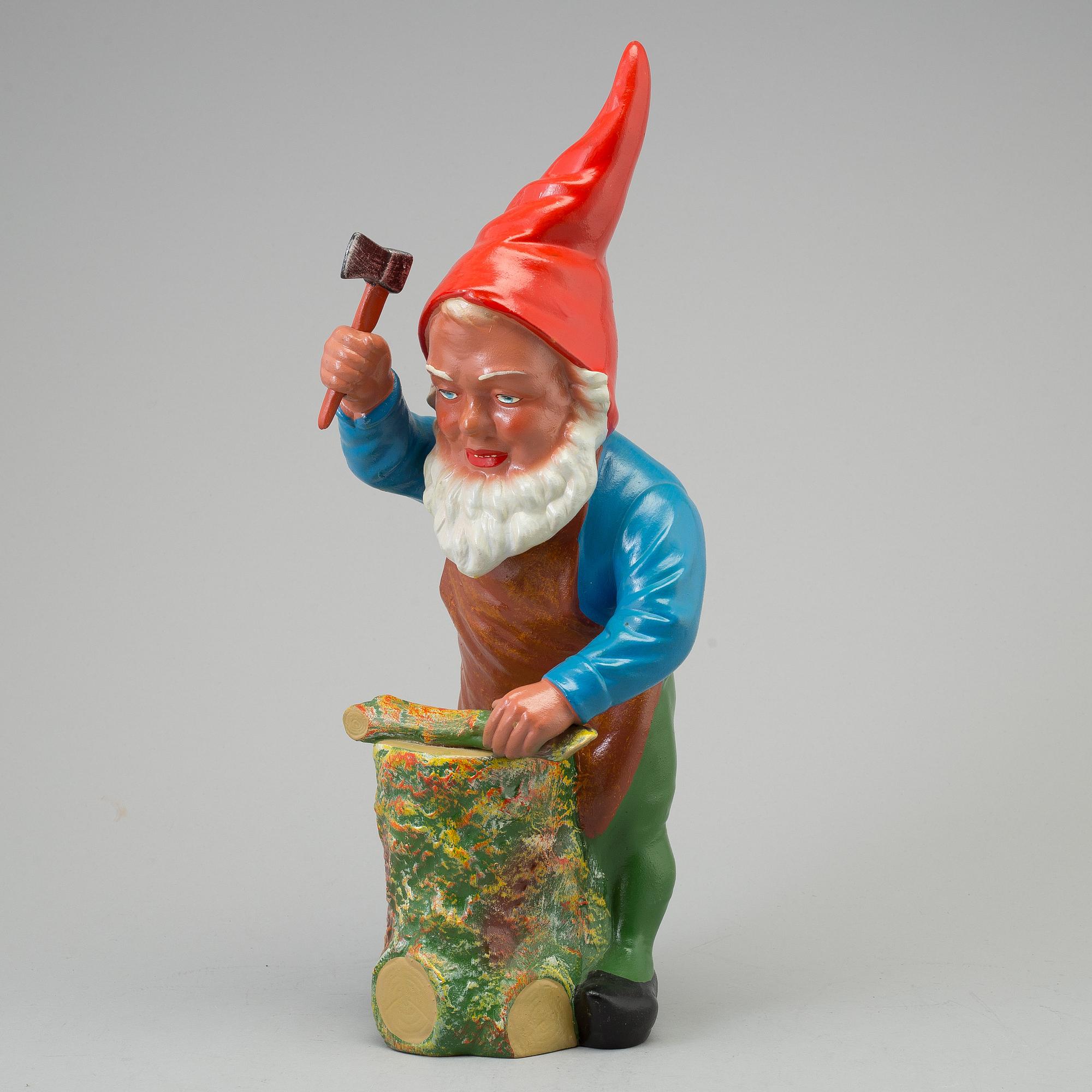 TOMTE, målad terracotta, 1900-tal.