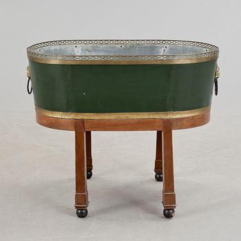 JARDINIERE, empirestil, 1800/1900-tal.