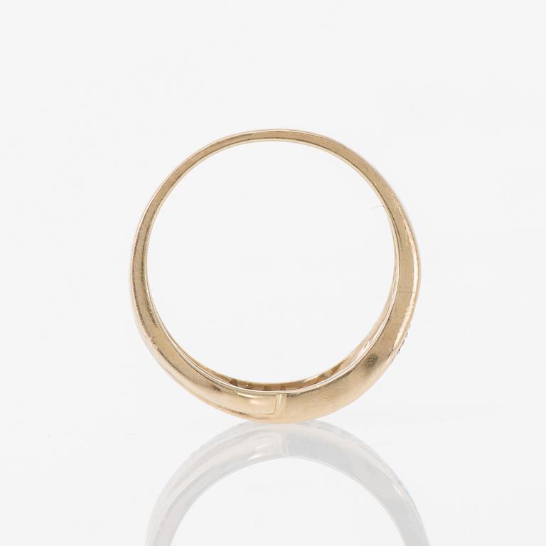 RING, 14K guld, 8/8-slipade diamanter. Vikt ca 3,7 g.