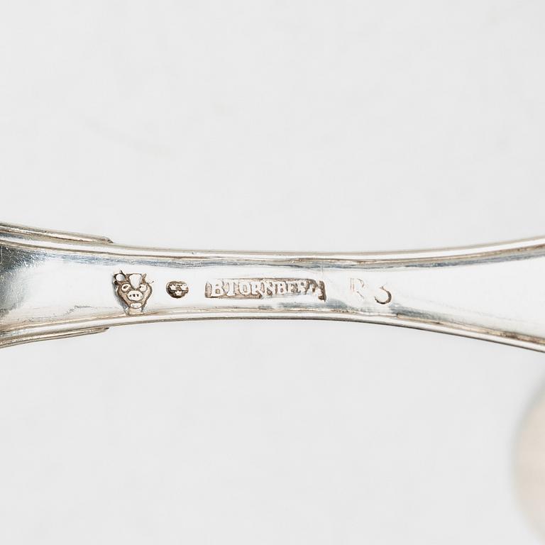 Bengt Törnberg, forks, 12 pcs, and Stephan Westerstråhle and Niklas Ramberg, spoons, a pair, early 19th century.