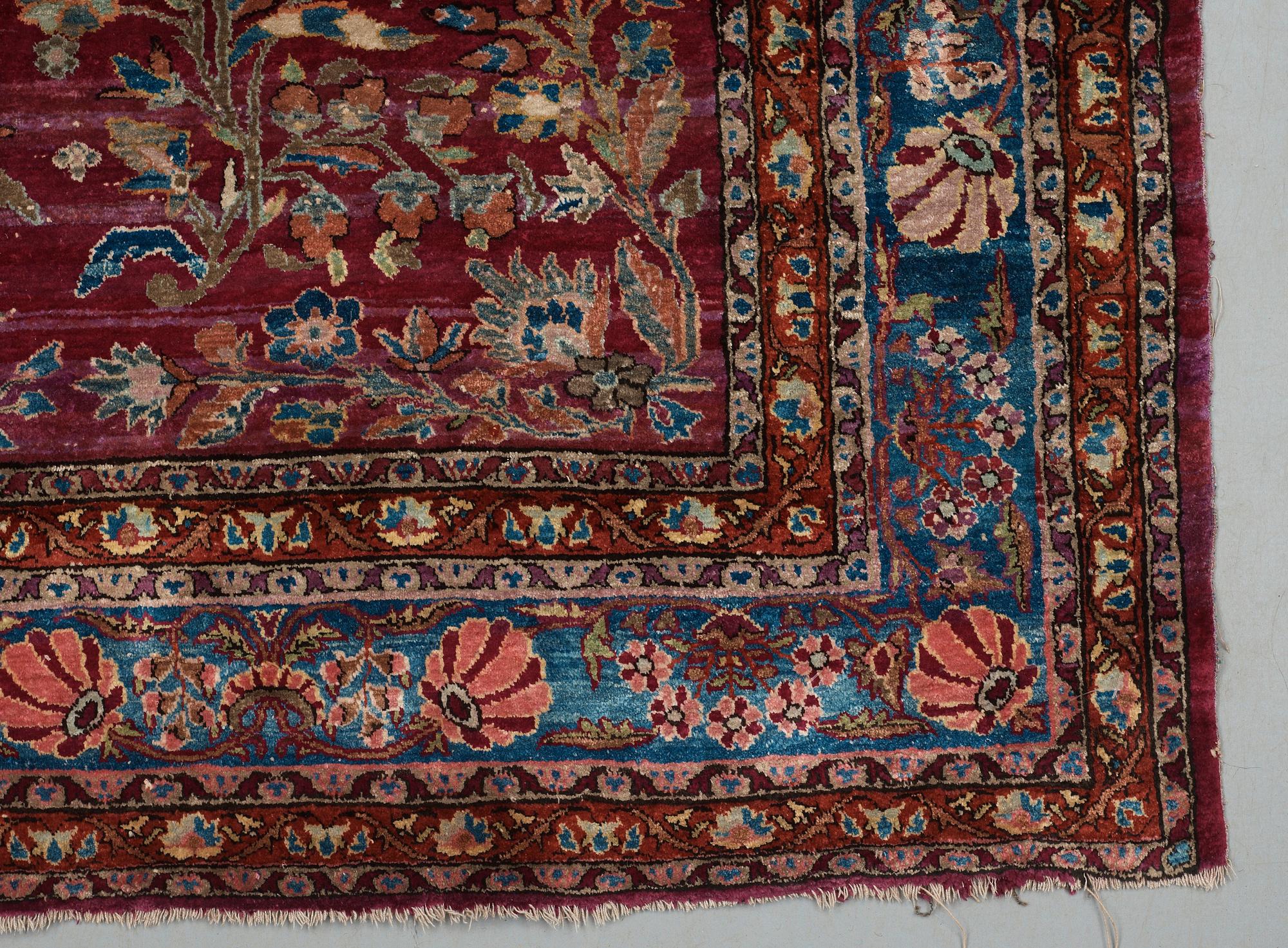 SEMIANTIK SILKE KESHAN. 198 x 133 cm.
