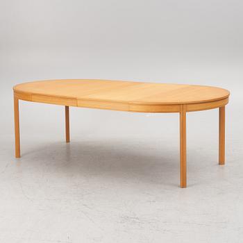 Bertil Fridhagen, a dining table with four chairs, Bodafors, second half of the 20th Century.