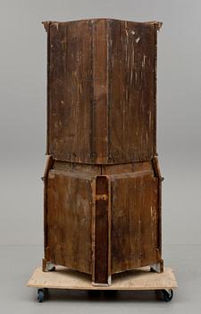 HÖRNSKÅP, 1800-tal.
