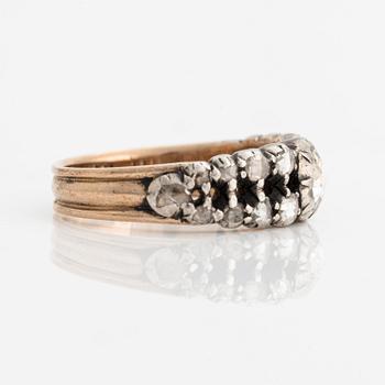 Ring in gold and silver with rose-cut diamonds.