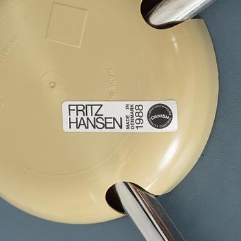 Arne Jacobsen, karmstolar, 5 st, "Sjuan", Fritz Hansen, Danmark, 1980-tal.
