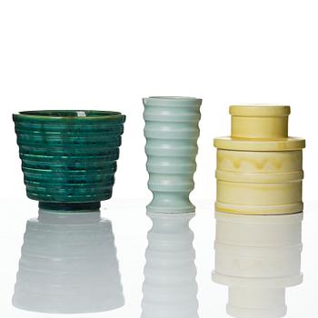 Wilhelm Kåge, A set of three ceramic flower pots, a vase and jar with lid,  Gustavsberg 1930s.
