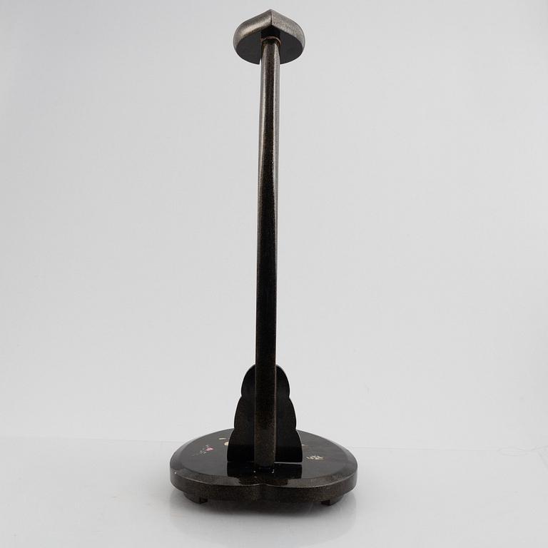 A sword stand, tachikake, Japan, Edo/Meiji.