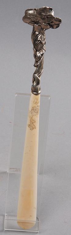 BREVKNIV, silver och ben, CG Hallberg Stockholm 1899.