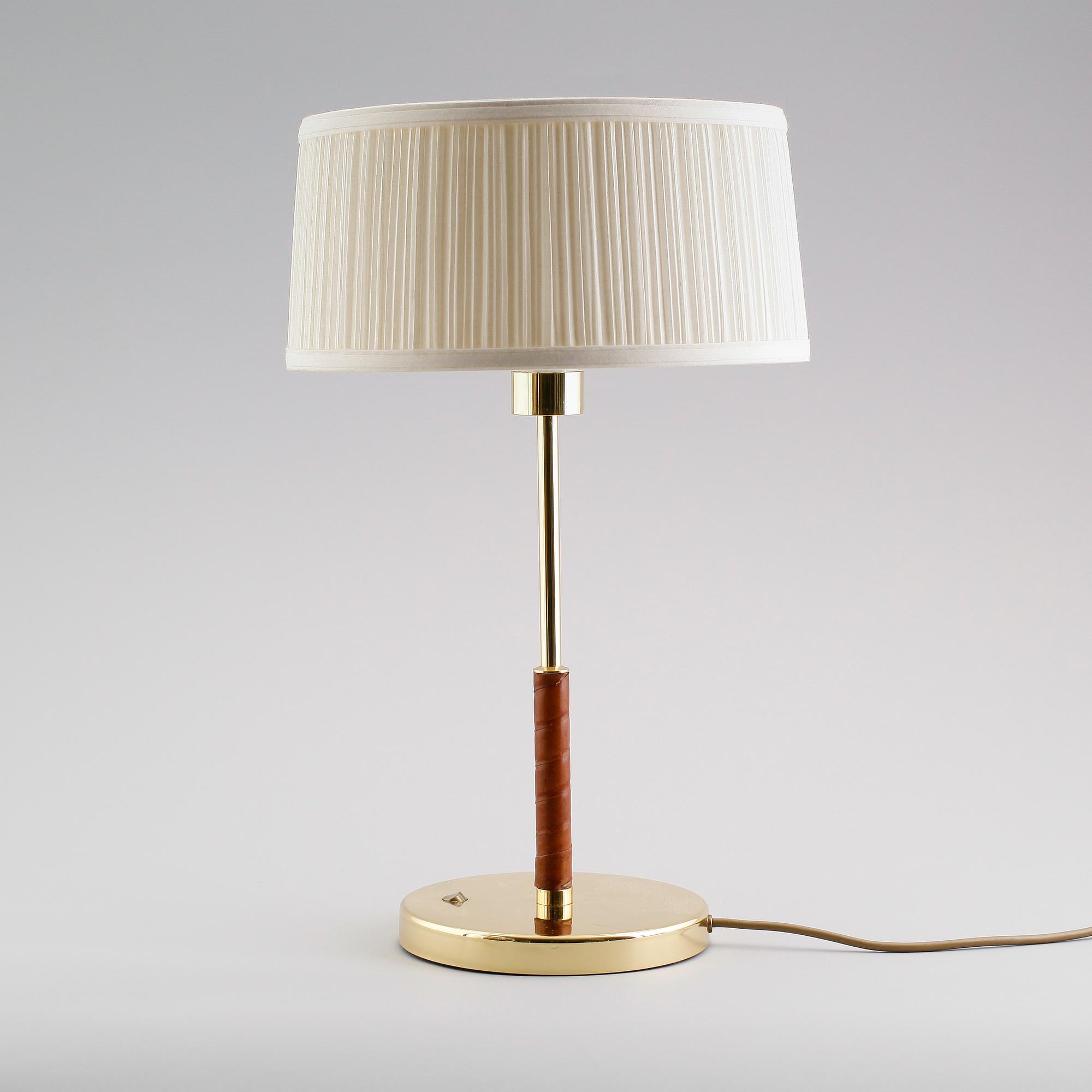 BORDSLAMPA, 1900-talets andra hälft.